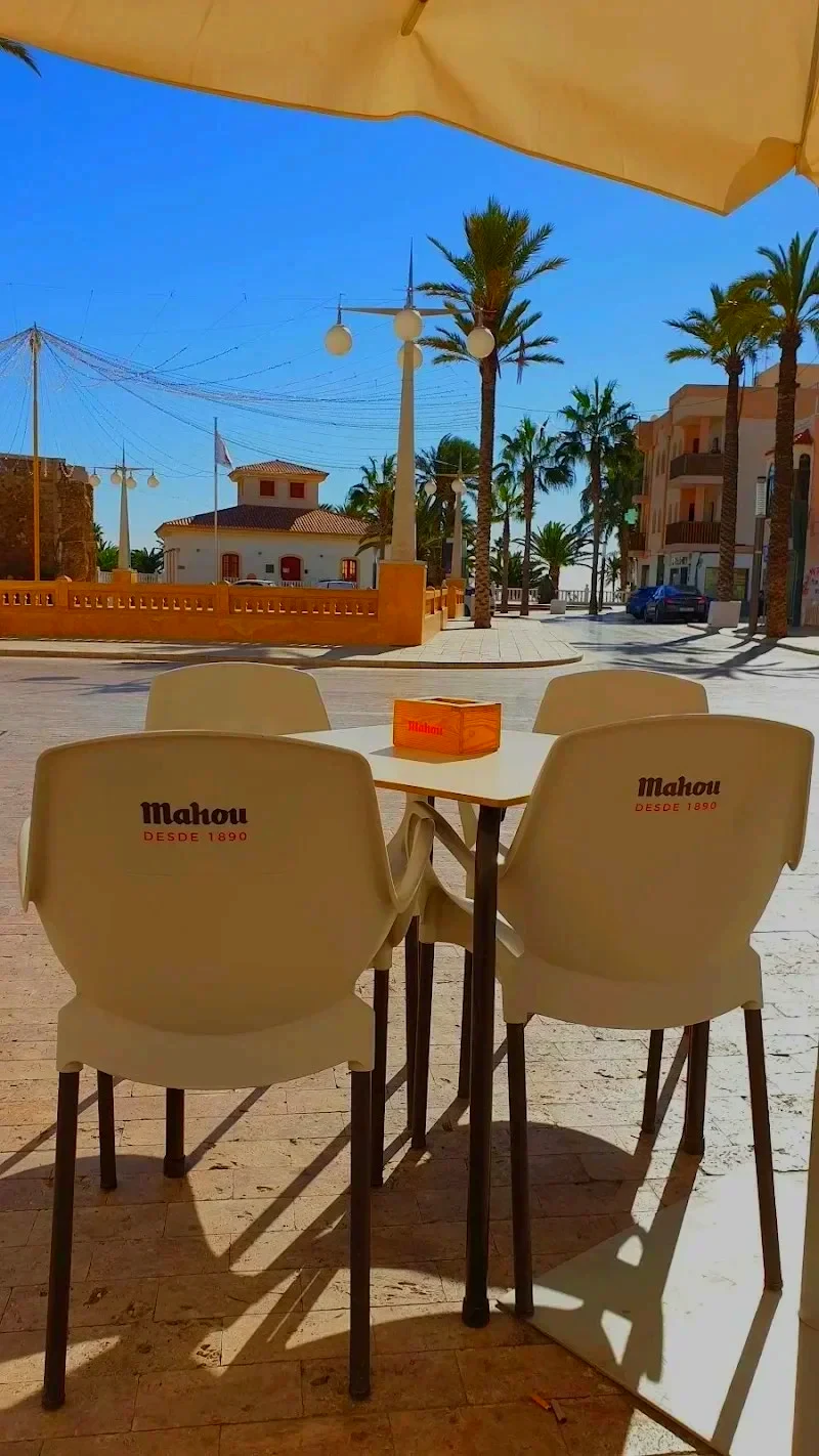 Cafe Bar La Marina