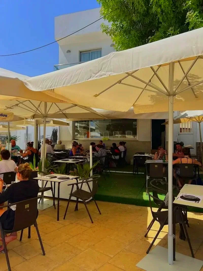 Restobar Alborán by Roman