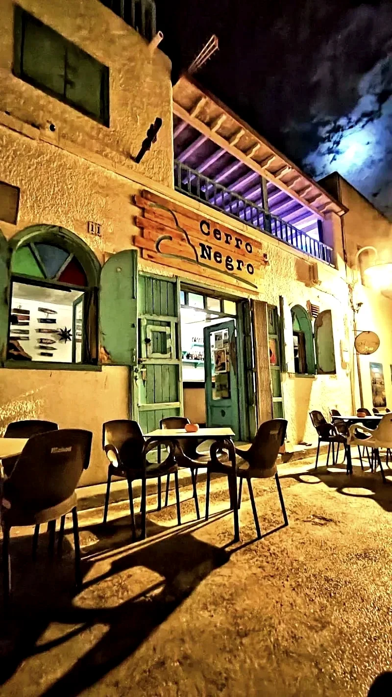 Bar Cerro Negro