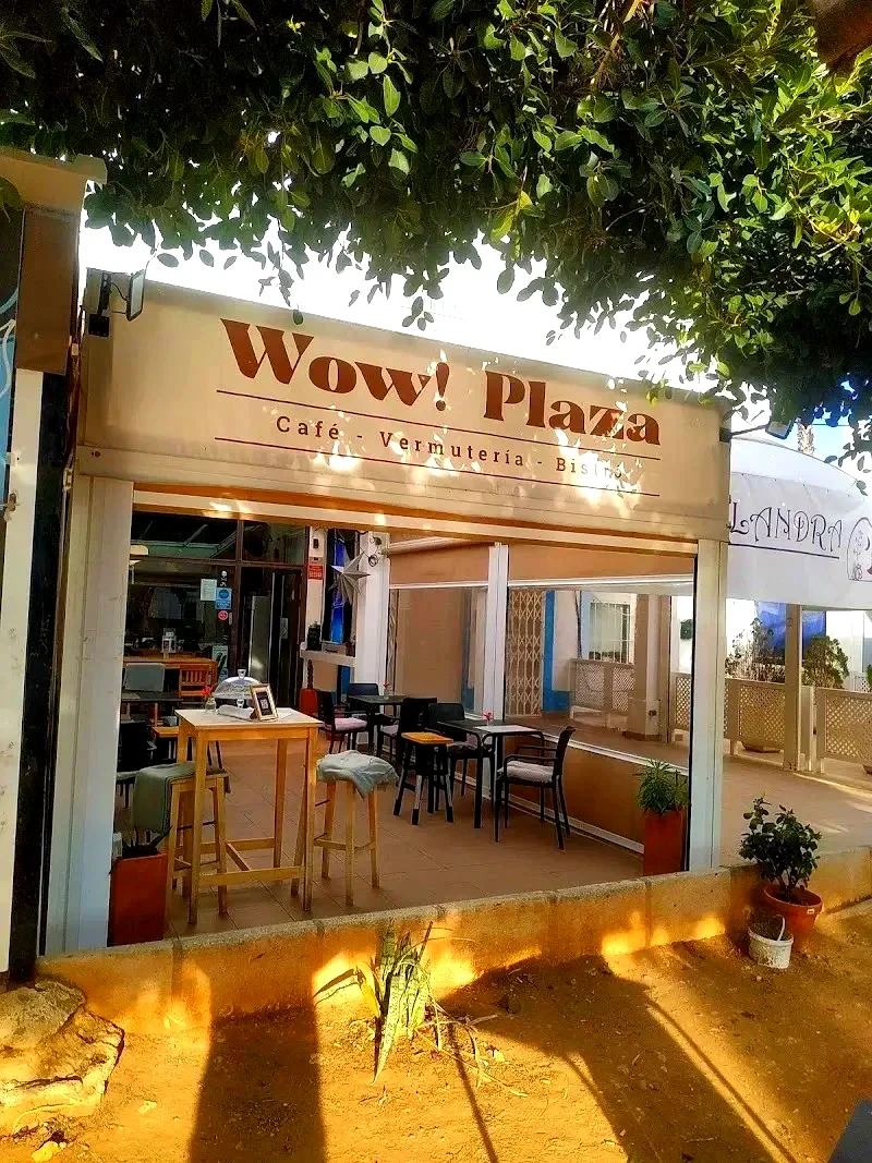 Wow! Plaza