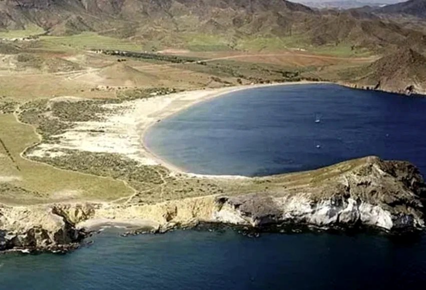 Playa Cala de los Amarillos